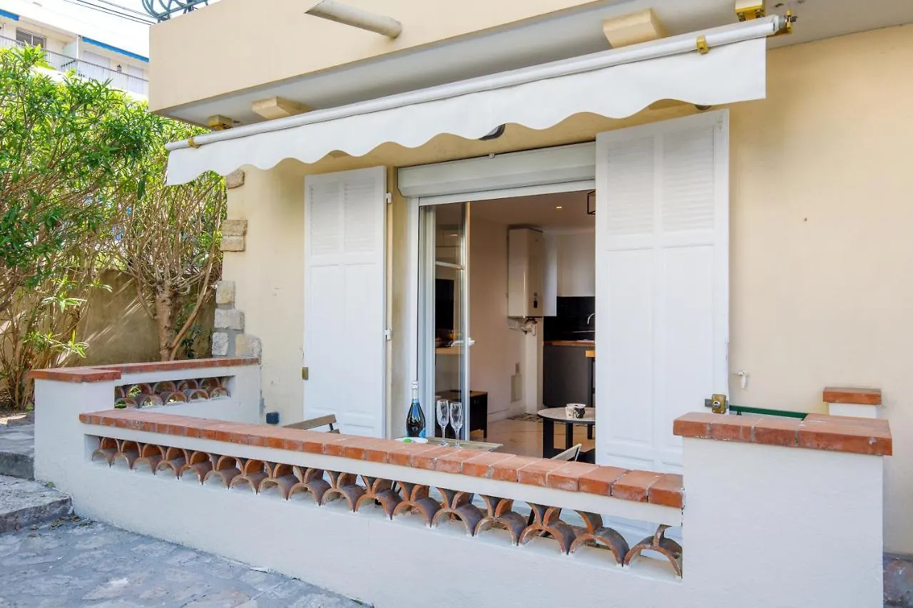 Cyclades Yourhosthelper Cannes Apartment