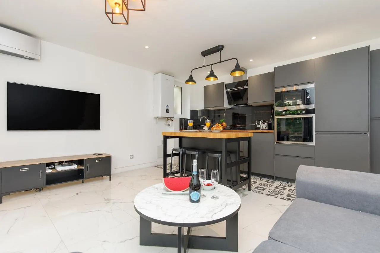 Apartment Cyclades Yourhosthelper Cannes